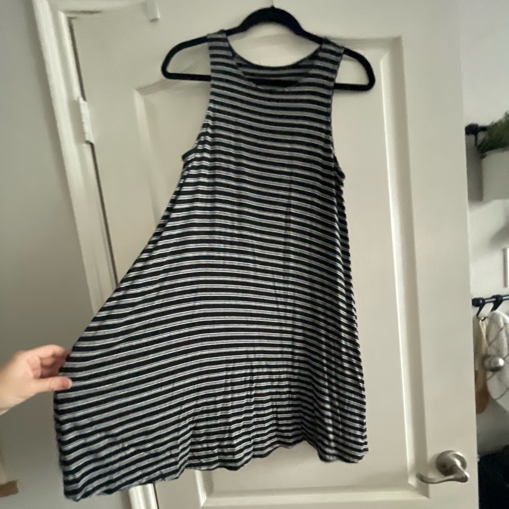 Stretchy knit black and white striped dress with pockets - small - Anthropologie